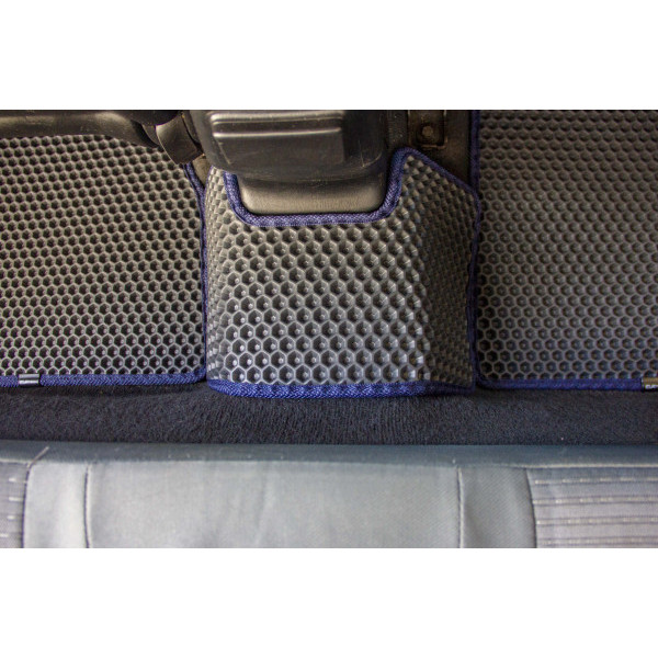 Фото - EVA килимки в салон авто EVAtech для Almera Classic (B10) Nissan 2006-2013 1 покоління Sedan EU NS3184CV5AV2RBB