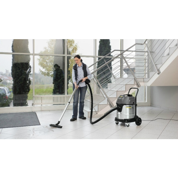 Фото - Пылесос для сухой уборки без мешка Karcher NT 50/2 Me Classic (1.667-030.0)