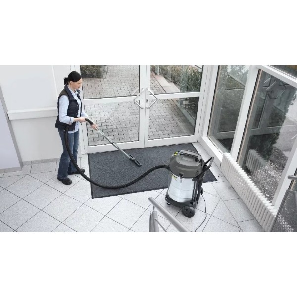 Фото - Пилосос для сухого прибирання без мішка Karcher NT 70/2 Me Classic (1.667-306.0)