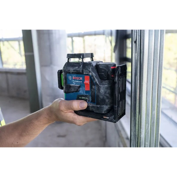 Фото - Измерительный прибор Bosch GLL 12V-100-33 CG 12В/4АА (0.601.065.400)