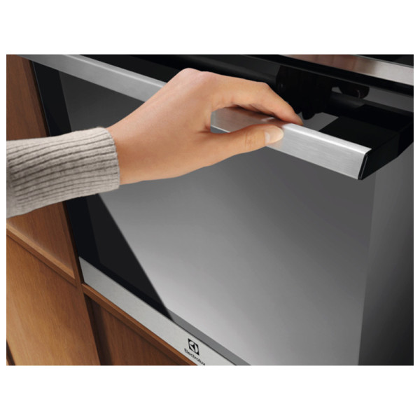 Фото - Духовой шкаф Electrolux EOE8P38X
