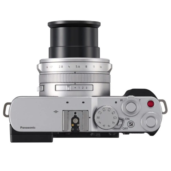 Фото - Фотокамера беззеркальная Panasonic DC-L10 Silver (DC-L10E-S)