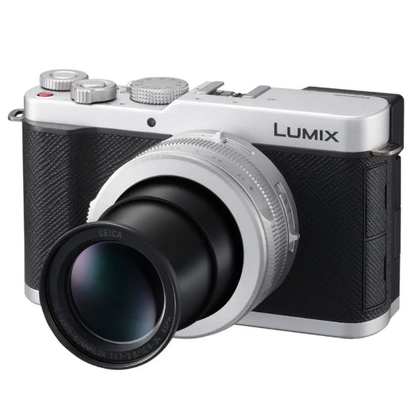 Фото - Фотокамера беззеркальная Panasonic DC-L10 Silver (DC-L10E-S)