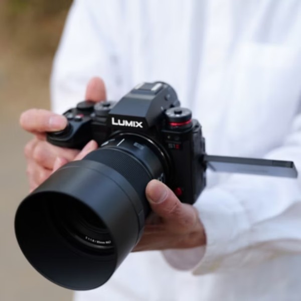 Фото - Фотокамера беззеркальная Panasonic Lumix DC-S1 II Body (DC-S1M2E)
