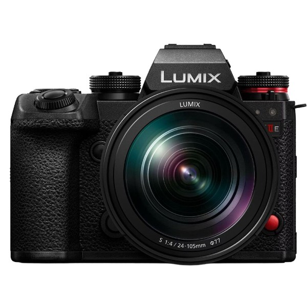 Фото - Фотокамера бездзеркальна Panasonic Lumix DC-S1 IIE Kit 24-105mm Black (DC-S1M2ESME)