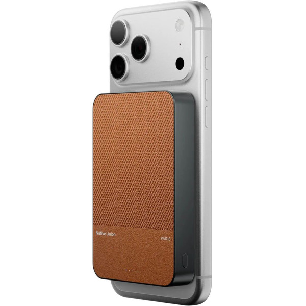 Фото - Батарея мобильная Native Union Classic Magnetic Power Bank Qi2 10 000mAh Tan (PB-10KMS-TAN)
