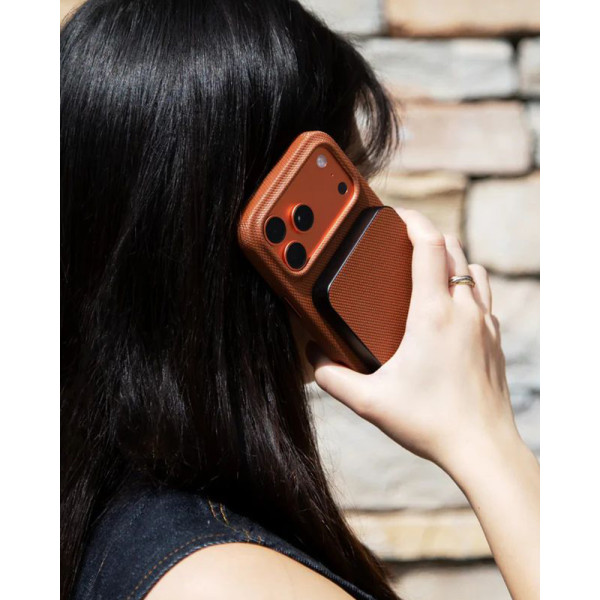 Фото - Батарея мобильная Native Union Classic Magnetic Power Bank Qi2 10 000mAh Tan (PB-10KMS-TAN)