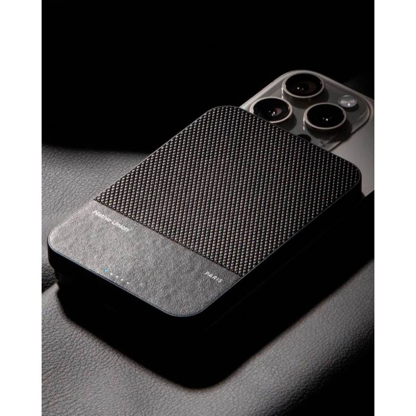 Фото - Батарея мобільна Native Union Classic Magnetic Qi2 5 000mAh Black (PB-5KMS-BLK-Q2)