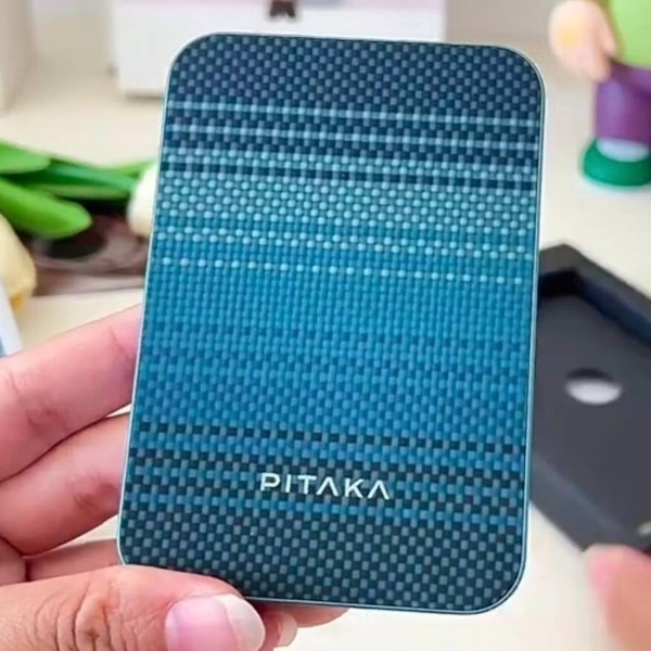 Фото - Батарея мобільна Pitaka Aramid Fiber Magnetic Qi2 5 000mAh Moonrise (PBQ2403)