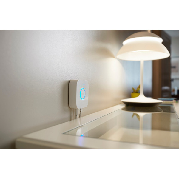 Фото - Система бездротового управління освітленням Philips Hue Bridge (929001180629)