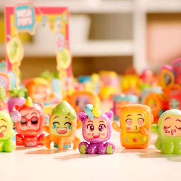 Фото - Ігрова фігурка-сюрприз набір Moji Pops S2 – СЯЮЧИЙ СЮРПРИЗ (8 фігурок) (PMP2B816IN00)