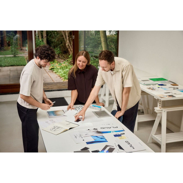 Фото - Диктофон Plaud.AI Note Pro Black (PN0300-BL)