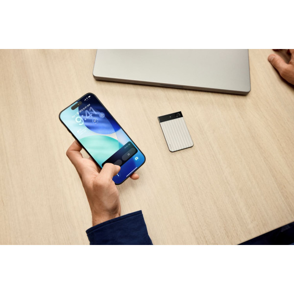 Фото - Диктофон Plaud.AI Note Pro Silver (PN0300-SI)