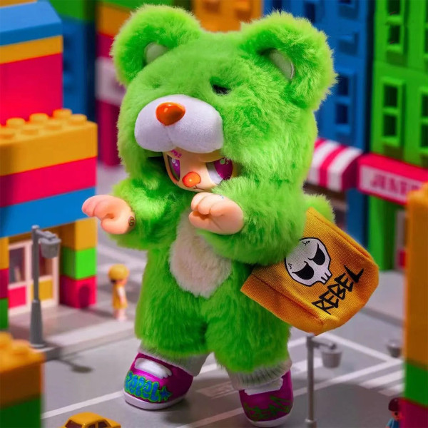 Фото - Коллекционная мягкая игрушка Pop Top Rebel Bear серии Find A Bag - КУЛ БОЙ в ассортименте (CSRB005)