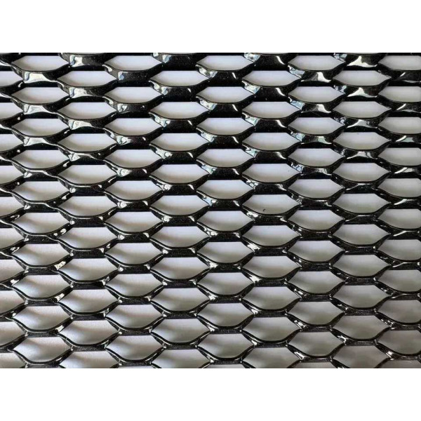 Фото - Сетка декоративно-защитная для радиатора Poputchik СОТА 100х30 см №105.06 (151-103-105.06-К)