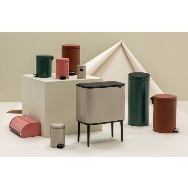 Фото - Бак для сміття з педаллю Brabantia Pedal Bin 3 л 304286