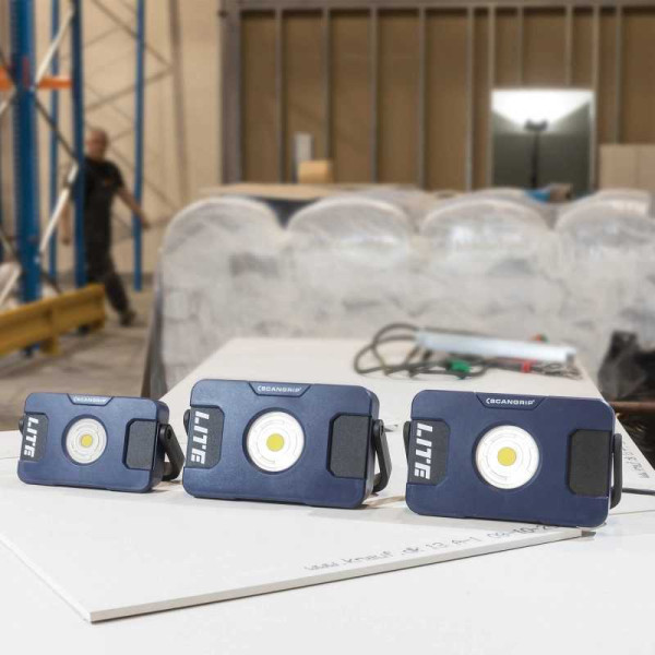 Фото - Ліхтар SCANGRIP 2000 lumen FLOOD LITE M (Бер.61)