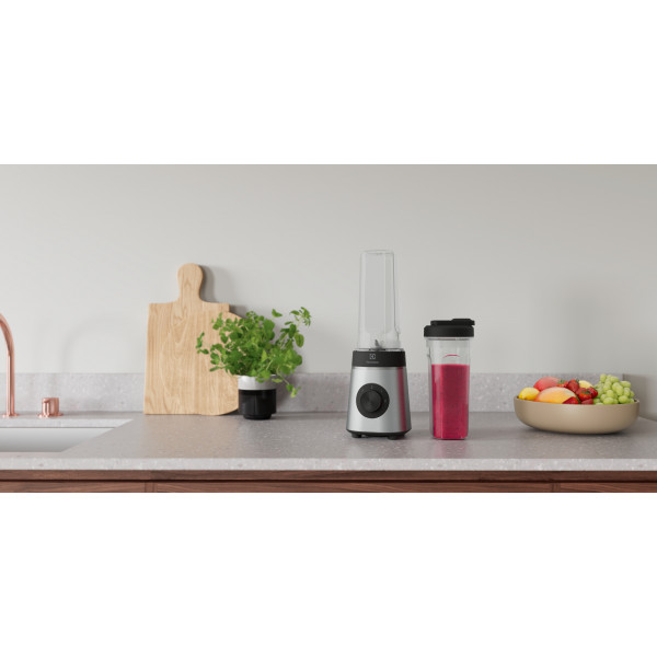 Фото - Блендер стационарный Electrolux E4SB1-4ST