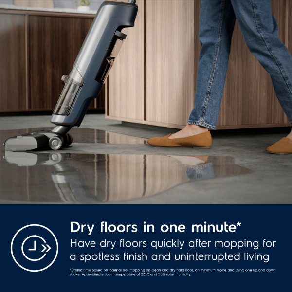 Фото - Пылесос ручной моющий Electrolux EW81U3DB