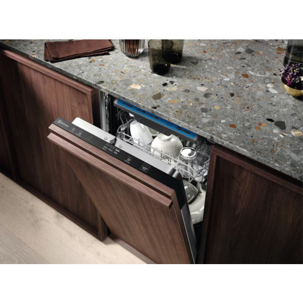 Фото - Посудомоечная машина встраиваемая Electrolux EEA13200L