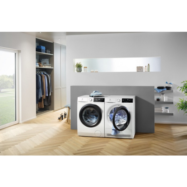 Фото - Пральна машина Electrolux EW6S2R27C