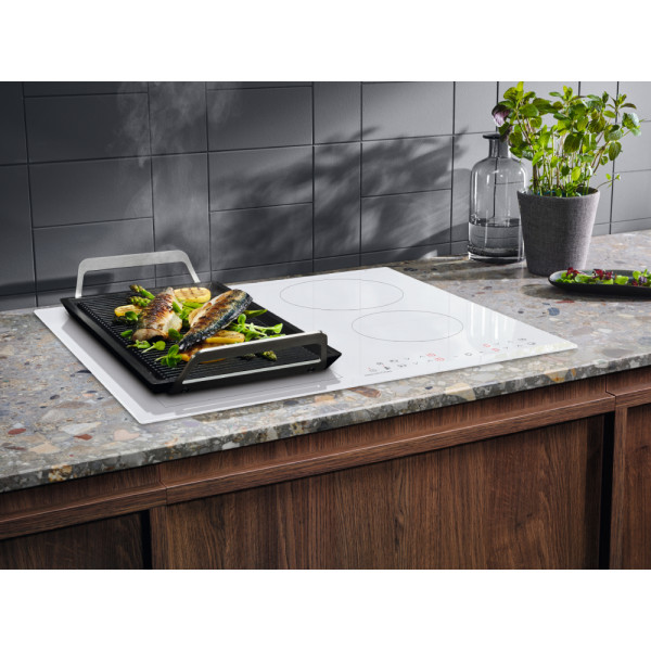 Фото - Варочная панель электрическая Electrolux LIV63431BW