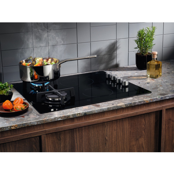 Фото - Варочная панель электрическая Electrolux EGE6172NOK