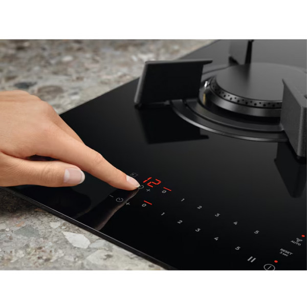 Фото - Варочная панель газовая AEG HVB8453IB