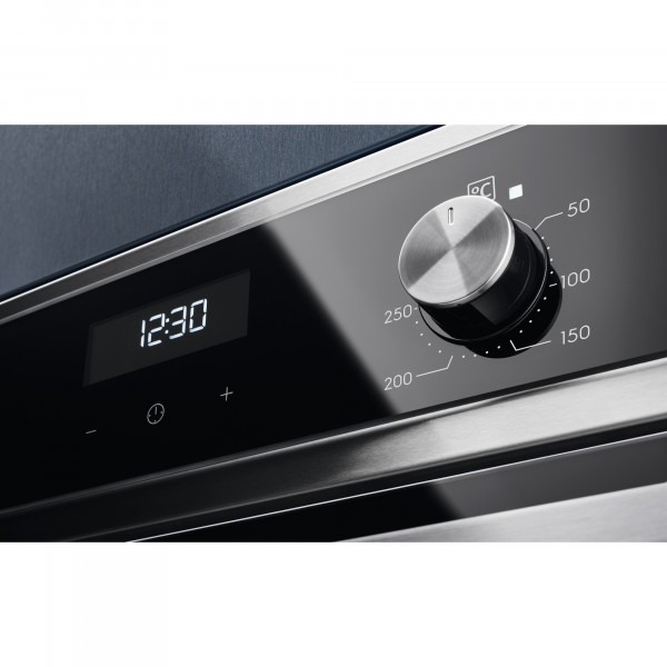 Фото - Духовой шкаф Electrolux EOF5H40BX