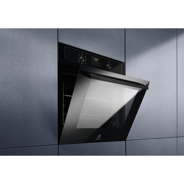 Фото - Духова шафа Electrolux EOF3H50BK