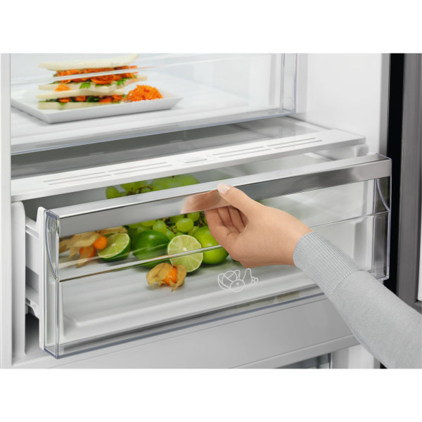 Фото - Холодильник Electrolux LNT7ME36X3