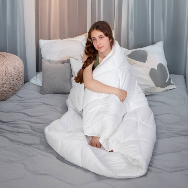 Фото - Одеяло всесезонное двуспальное евро Interscalit с кантом 200х220 (QI01625)