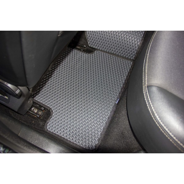 Фото - Килимки з екошкіри в салон авто EVAtech ECO для Megane (III) 5-doors AT Renault 2008-2016 3 покоління Htb EU RT33180CEV5RN2BBB