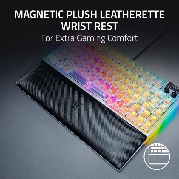Фото - Клавиатура проводная игровая Razer BlackWidow V4 (RZ03-05003500-R3M1)