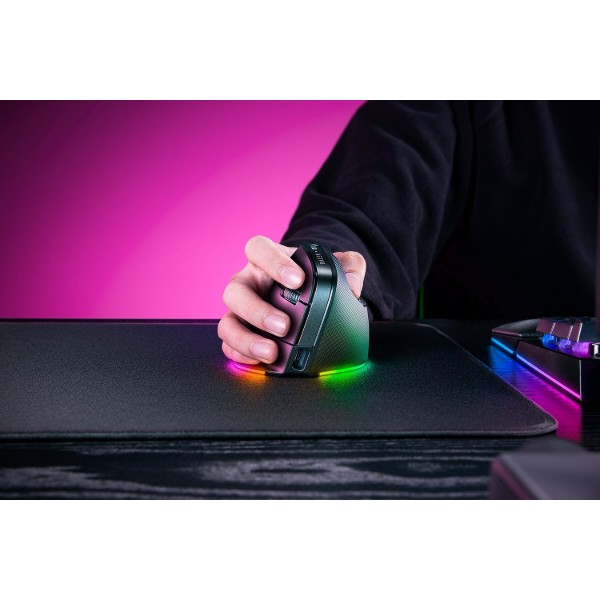 Фото - Мышь беспроводная игровая Razer Pro Click V2 Vertical Edition (RZ01-05250100-R3G1)