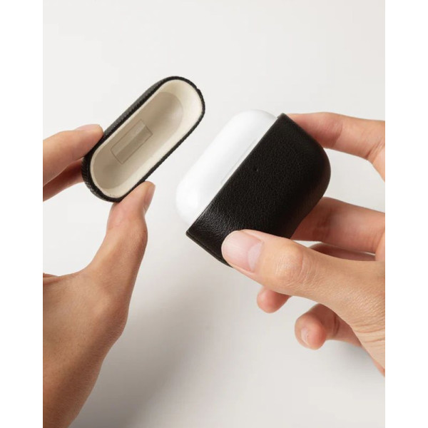 Фото - Чехол для наушников Native Union Classic Case Black for Airpods Pro 3rd Gen (RECLA-APPRO3-BLK)