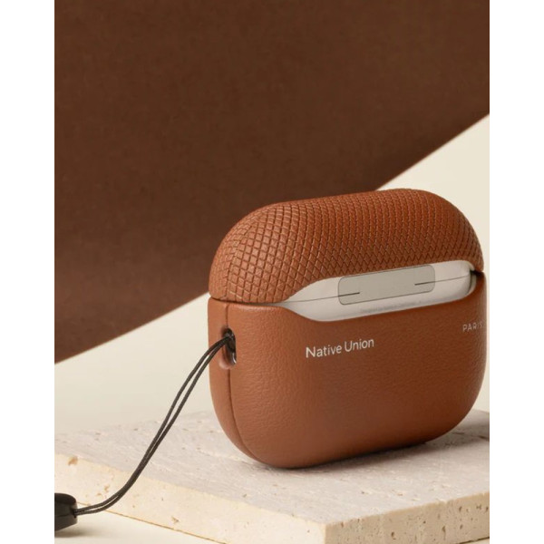Фото - Чехол для наушников Native Union Classic Case Tan for Airpods Pro 3rd Gen (RECLA-APPRO3-TAN)