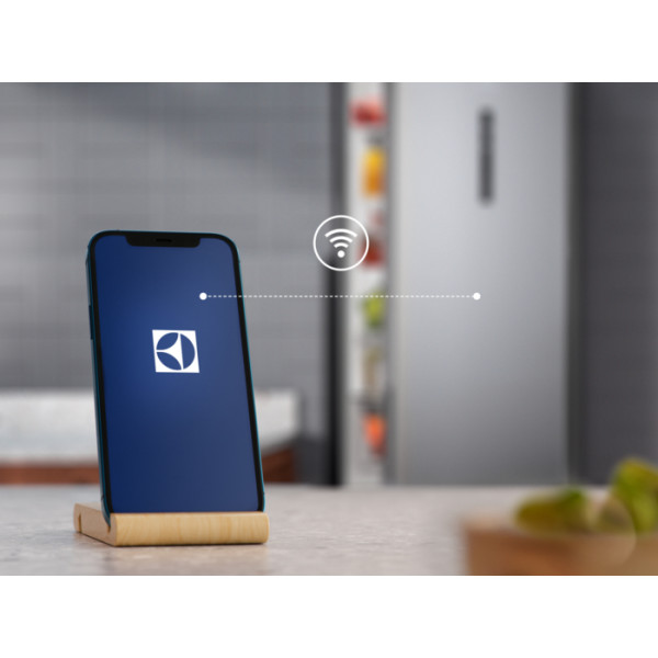 Фото - Холодильник встраиваемый Electrolux ENP7TD75S
