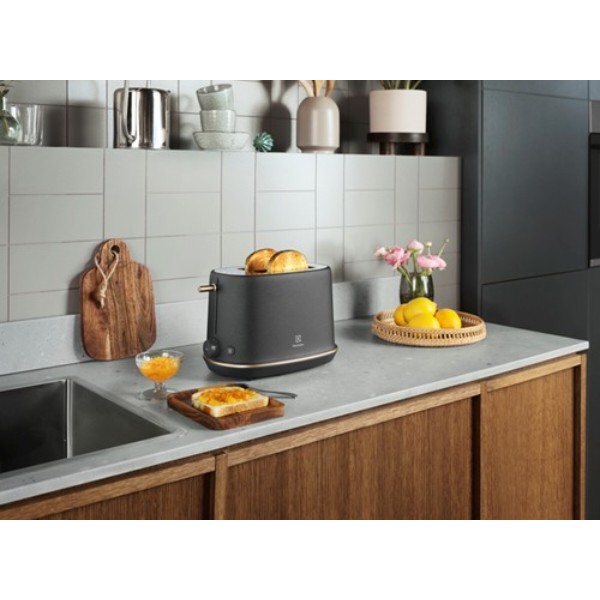 Фото - Тостер Electrolux E7T1-6BP