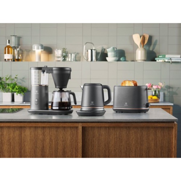 Фото - Тостер Electrolux E7T1-6BP