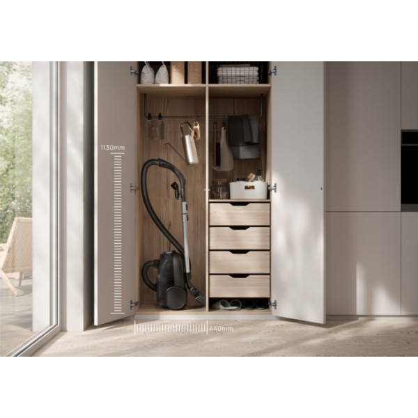 Фото - Пылесос для сухой уборки с мешком Electrolux EB61C4DB