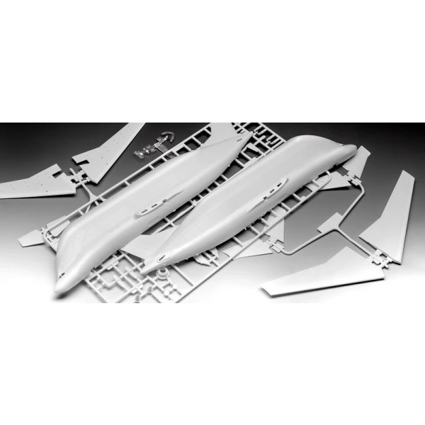 Фото - Набір для моделювання техніки Revell модель літак Airbus A300-600ST Beluga 1:144 (RVL-03817)