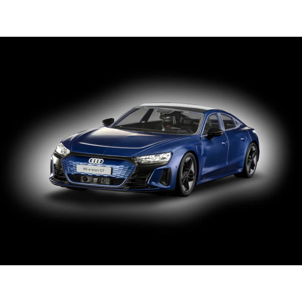 Фото - Набор для моделирования техники Revell модель автомобиль Audi RS e-tron GT 1:24 (RVL-07698)