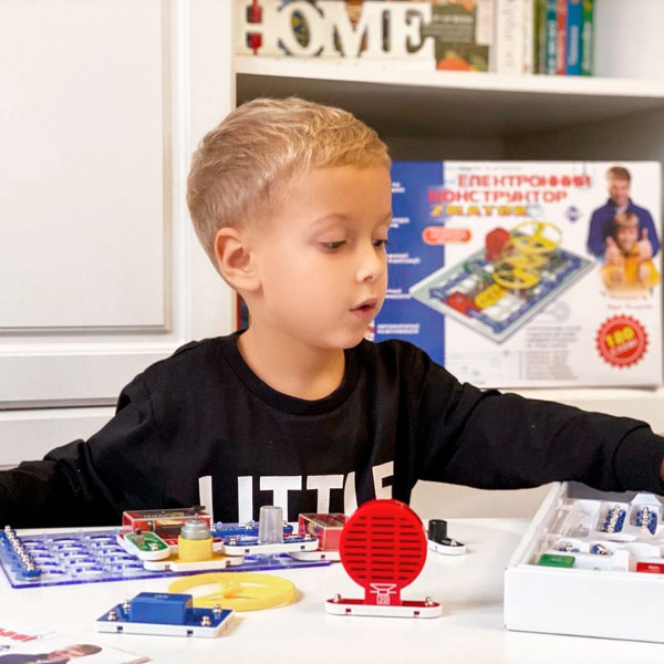 Фото - Електронний конструктор Znatok Construction Kits Znatok (180 схем) (REW-K003)