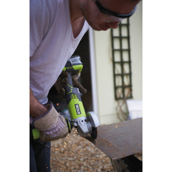 Фото - Болгарка Ryobi ONE+ R18AG-0 без ЗУ