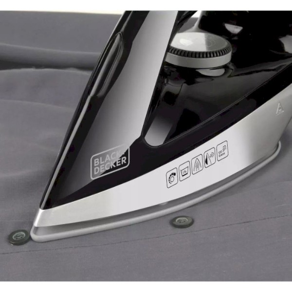 Фото - Утюг с парогенератором Black&Decker BXSS2200E