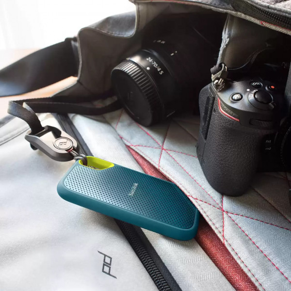 Фото - SSD-накопитель внешний SanDisk USB 3.2 Gen 2 Type-C E61 1TB (SDSSDE61-1T00-G25M)