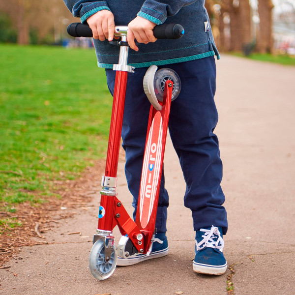 Фото - Двоколісний самокат Micro Sprite червоний зі смужками (SA0178)