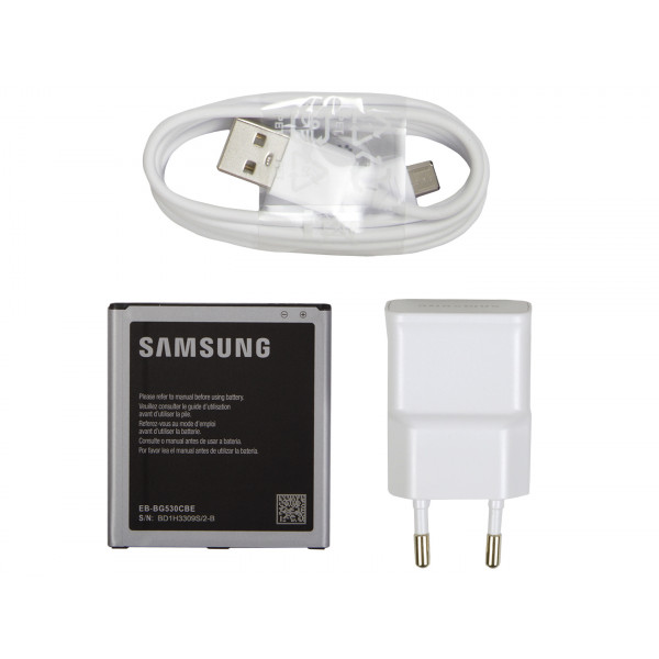 Фото - Смартфон Samsung Galaxy J3 (2016) Black (SM-J320)