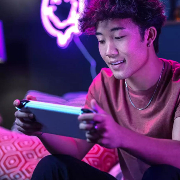 Фото - Карта памяти SanDisk microSDXC UHS-1 U3 GamePlay A2 128Gb class 10 V30 (SDSQXAA-128G-GN6XN)